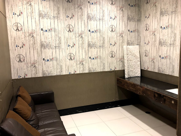 ホテル近くの商業施設のおむつ替えコーナー。広くて便利でした