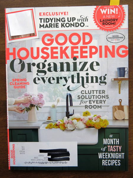 これは女性向けの総合情報雑誌。アメリカ全土のスーパー、書店にあります