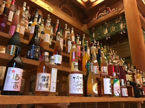 <全国梅酒まつり in 東京 2016>湯島天満宮本殿に全梅酒を並べ恒例の「梅酒奉納式」,梅酒まつり,2019,梅酒,ゴールデンウィーク,GW,上野