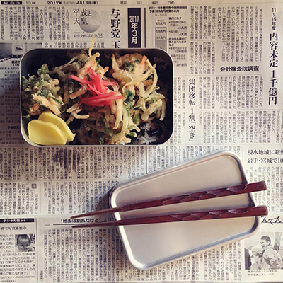 昭和の大家族主婦の大変さを思いながら、かき揚げで昭和弁