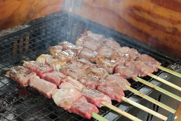 初出場「幻の和牛 土佐あかうしの炭火焼き」/道の駅 土佐さめうら(高知県)