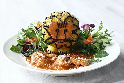 「ライオン プレート」 1,680円(税抜)「LISA LARSON Fika TOKYO」HPより