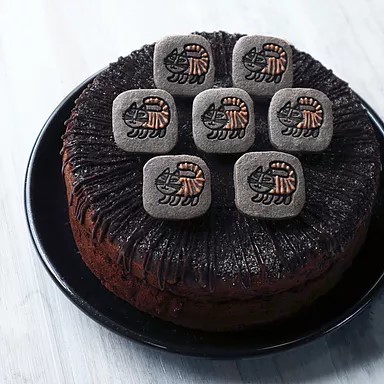 「ベビーマイキー ガトーショコラ」 1,200円(税抜)「LISA LARSON Fika TOKYO」HPより