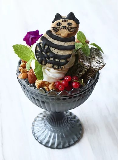 15時から限定「ミア トライフル パフェ」 1,900円(税抜)「LISA LARSON Fika TOKYO」HPより