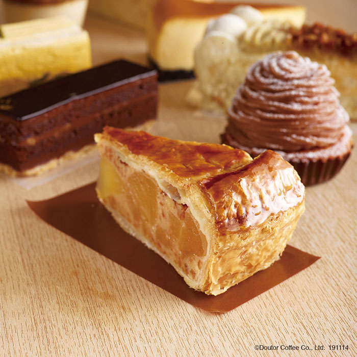 エクセルシオール カフェ「ごろっとりんごのアップルパイ」 454円(税抜)