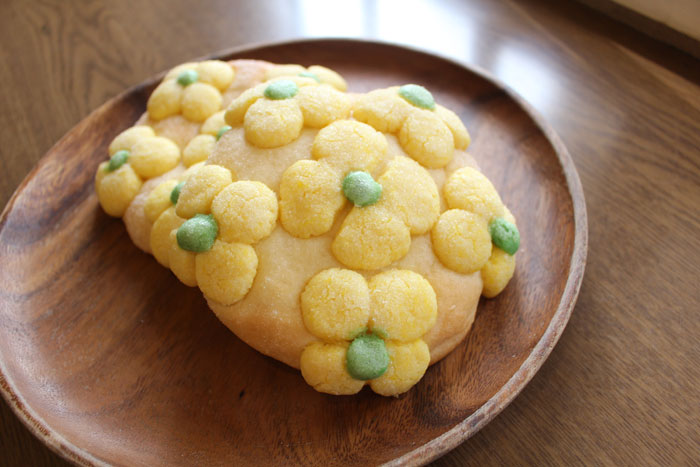 体験プログラム「菜の花メロンパン作り」