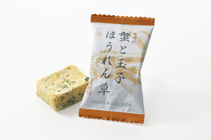 蟹と玉子ほうれん草の味噌汁260円(税抜)