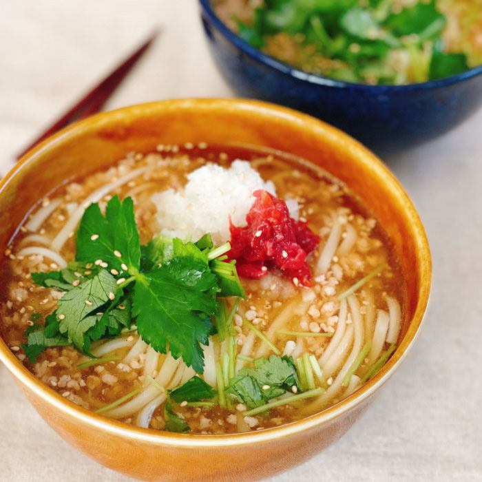 【レシピ】梅おろし鶏そぼろあんかけうどんレシピはテキストリンクまたは上の画像をクリックしてご覧ください