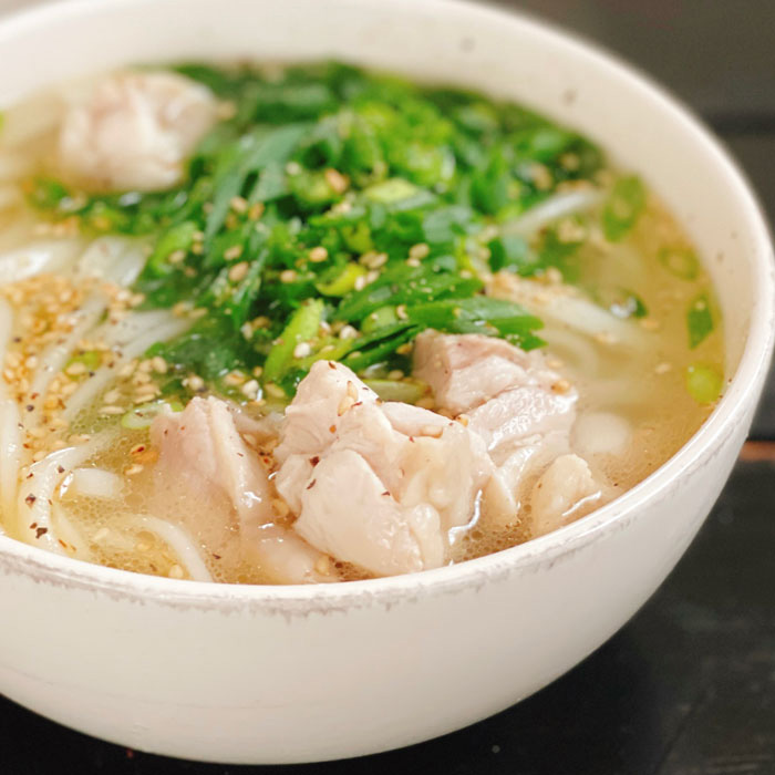 【レシピ】あっさりうまい!鶏肉ネギ塩うどんレシピはテキストリンクまたは上の画像をクリックしてご覧ください