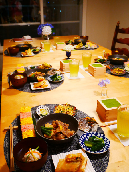 ご試食風景。この日は和食です
